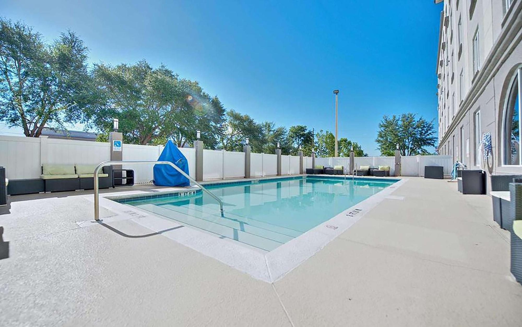Sonesta Essential Orlando Hotel Екстериор снимка
